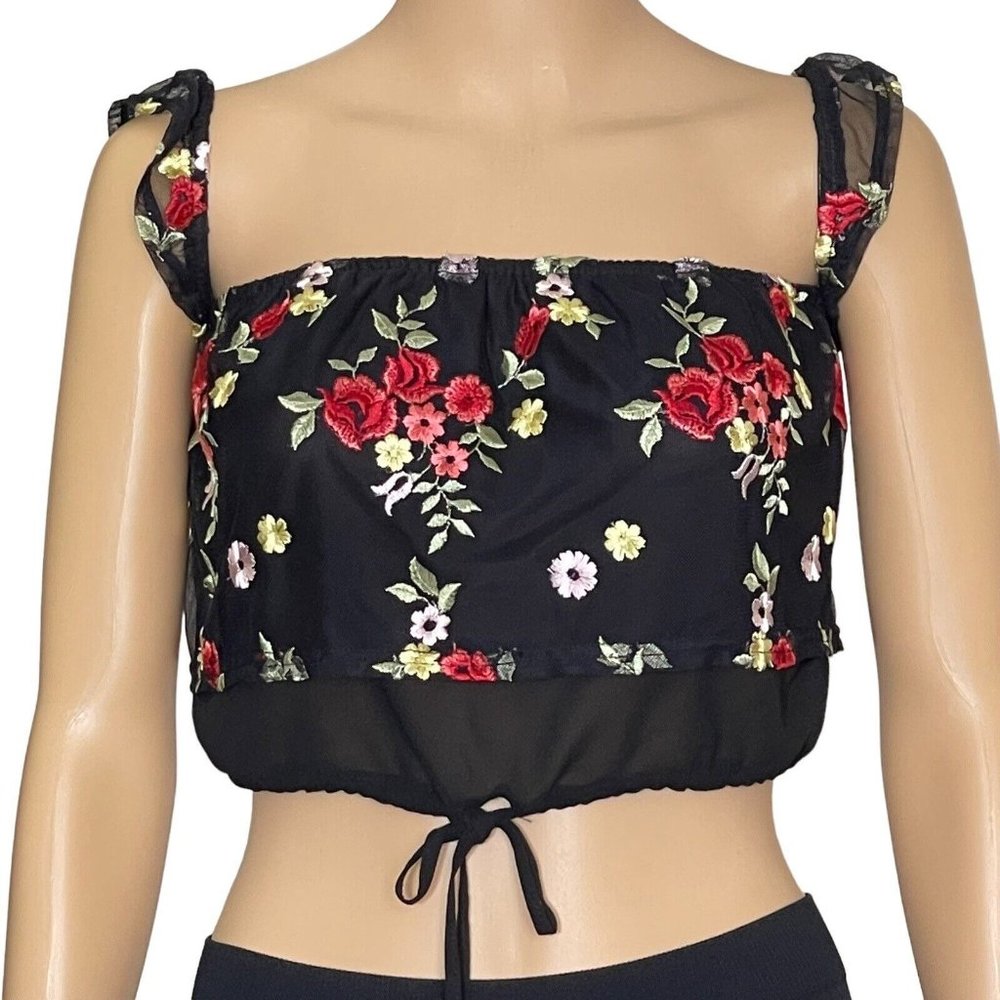 Honey Punch  Blouse Black Embroidered Floral Size S